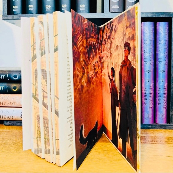 Fairyloot Exclusive Edition KATABASIS by R. F. Kuang - Picture 6 of 12